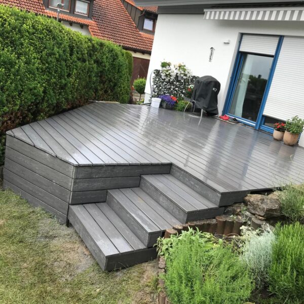 Holzterrasse